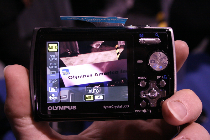 Illustration for article titled Hands On Olympus Stylus 1030 SW Indestructo-Point and Shoots
